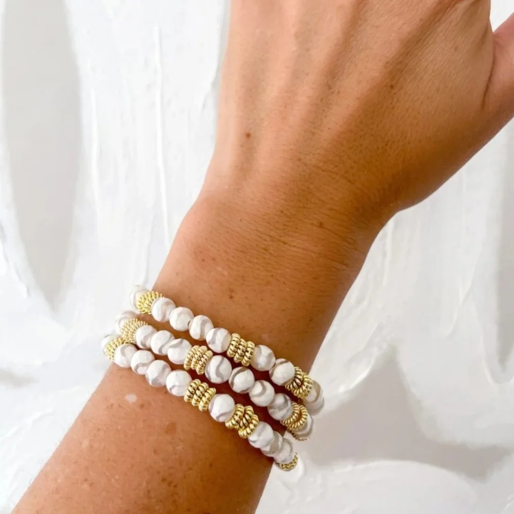 Cola Stacks Gold and White Bracelet - Picture 2 of 2